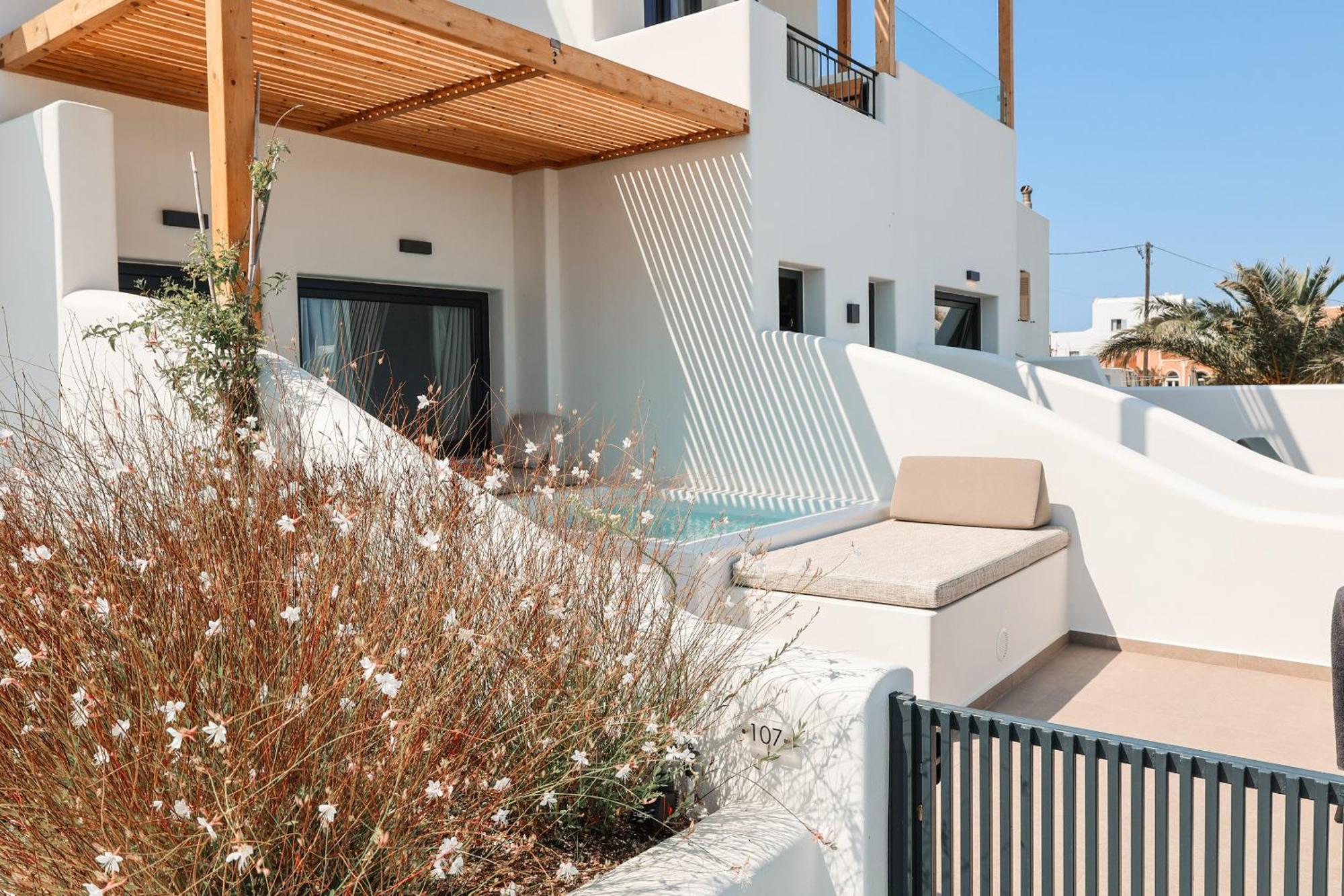 North Wind Luxury Suites Oia  Exterior photo