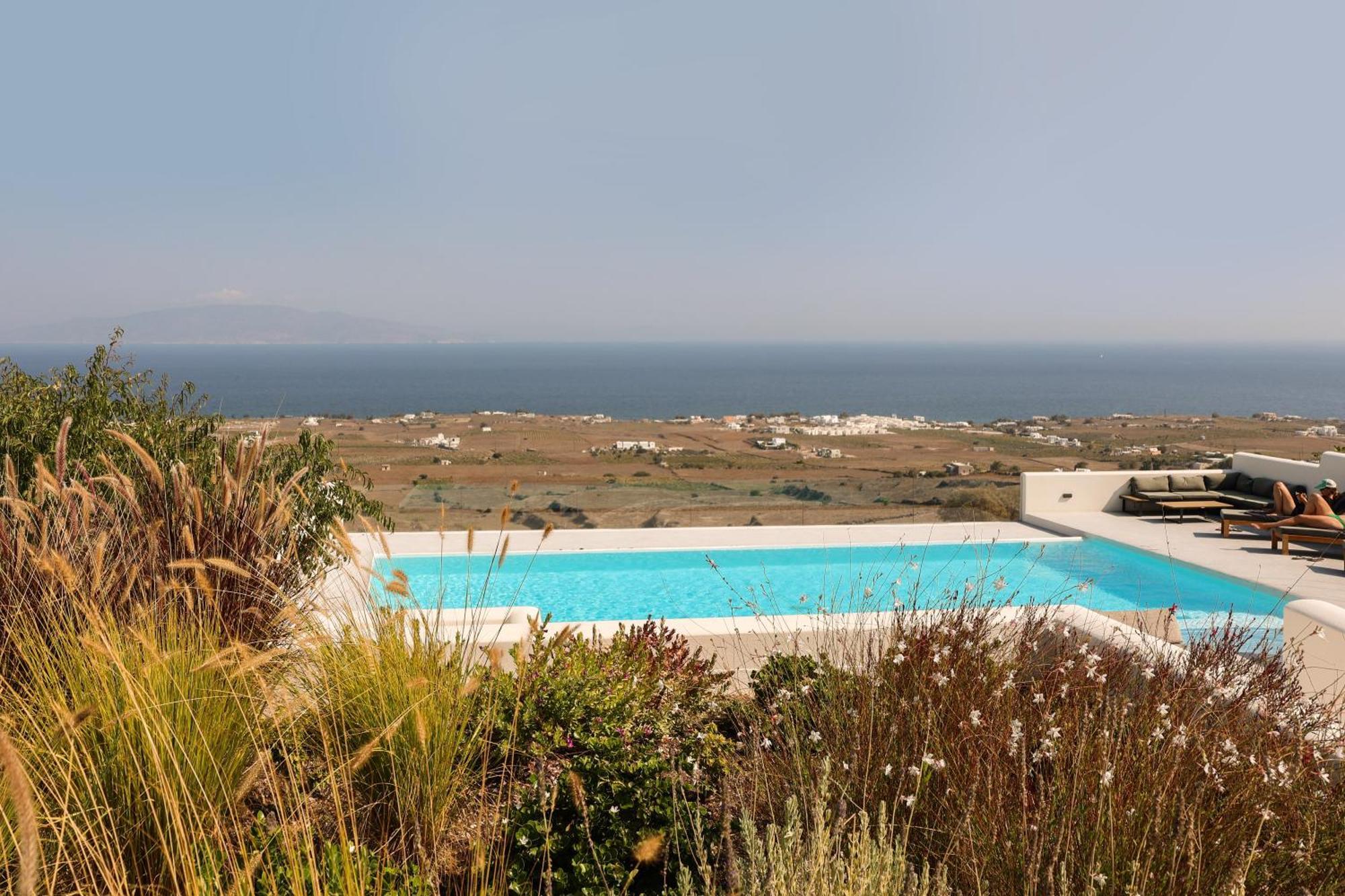 North Wind Luxury Suites Oia  Exterior photo